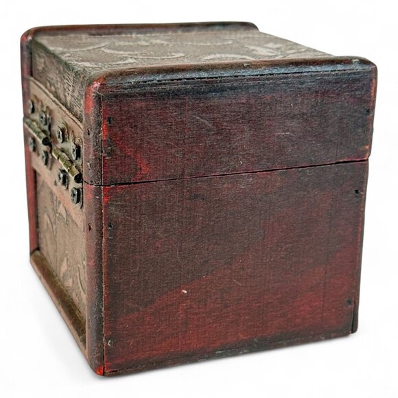 Vintage Decorative Wooden Treasure Box With Intricate Paisley Design & Ornate Me - Picture 5 of 8